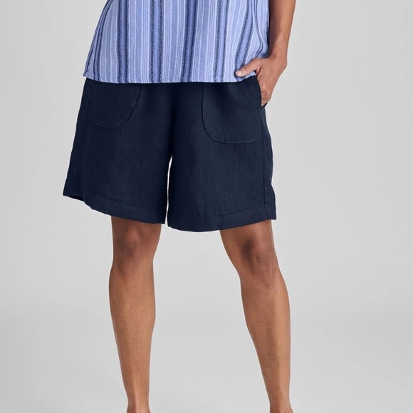 Flax Dove Gray Elastic Waist Linen Shorts with Pockets 3G (3X) - Picture 10 of 10